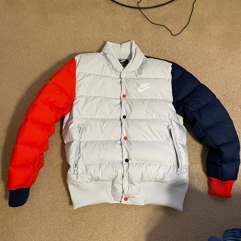 Nike puffer coat